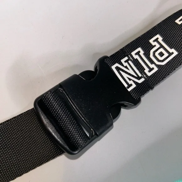 Victoria secret pink  EUC waterproof belt bag - Picture 2 of 5